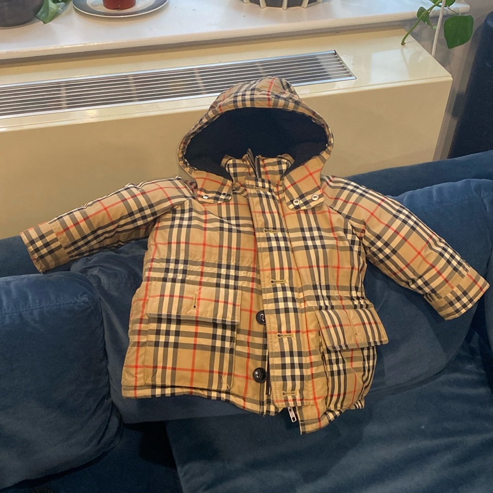 Burberry SZ 3Y Parka Lightly Worn Girls/Boys